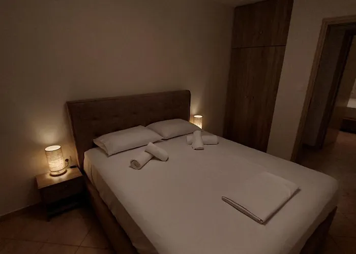 μοντέρνο σπίτι Yefira